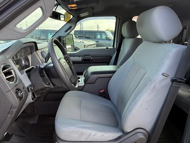 Used 2016 Ford F350 XLT w/ XLT Premium Package AWD/4WD image 6