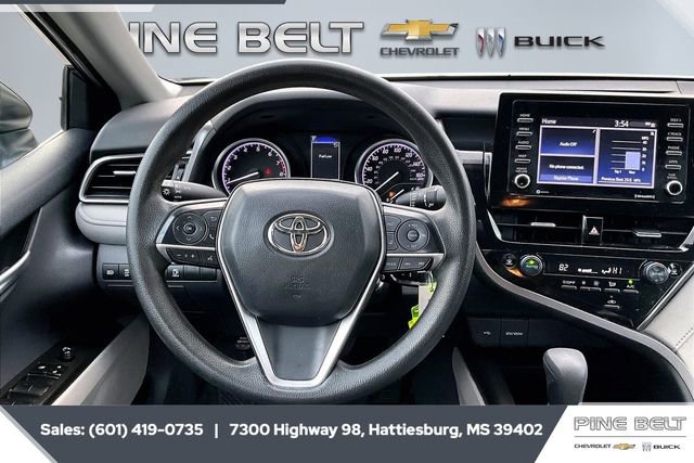 Used 2023 Toyota Camry LE image 5