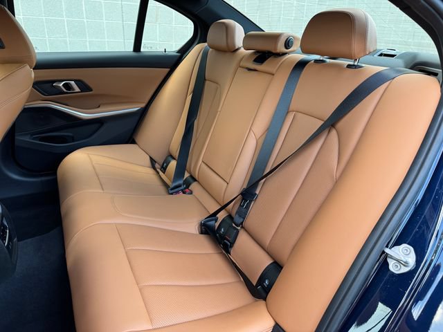 Used 2025 BMW 330i xDrive Sedan w/ M Sport Package AWD/4WD image 16