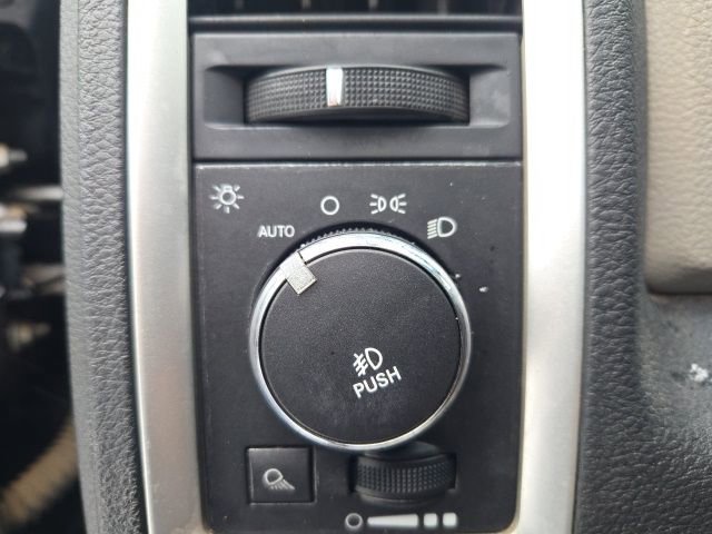 Used 2012 RAM 3500 SLT image 29