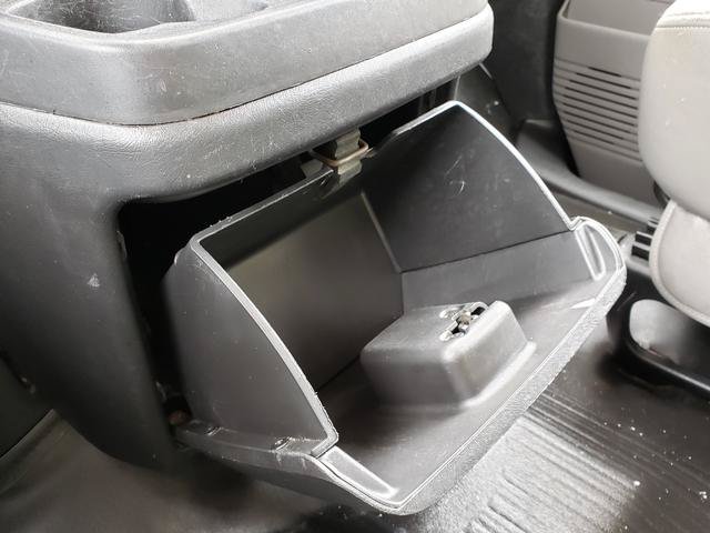 Used 2015 Chevrolet Express 2500 RWD image 24