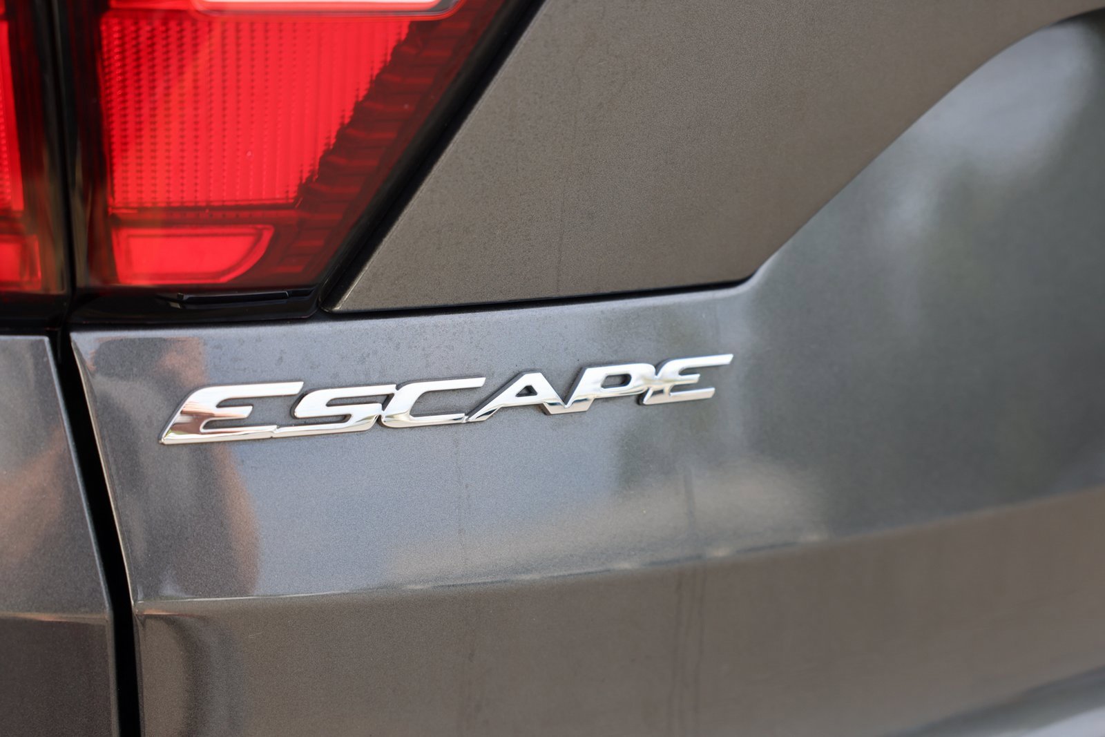 Certified 2019 Ford Escape Titanium image 29