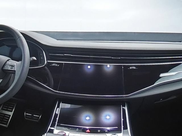Used 2024 Audi SQ8 Prestige w/ Prestige Package AWD/4WD image 20