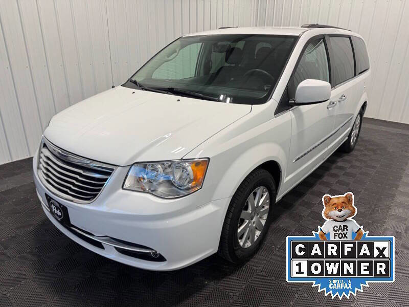 Used 2016 Chrysler Town & Country Touring w/ Driver Convenience Group