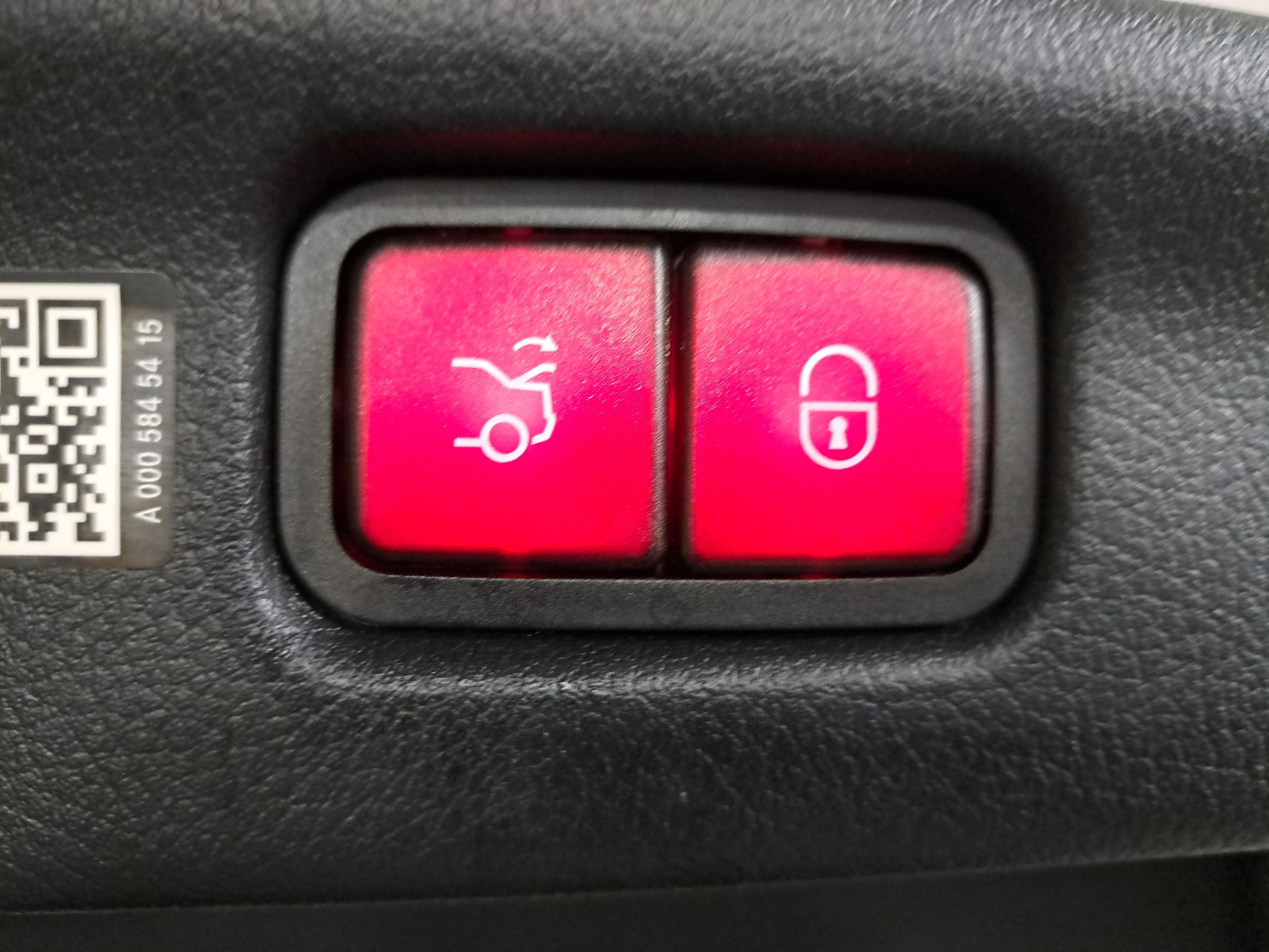 Certified 2025 Mercedes-Benz C 300 Sedan image 14