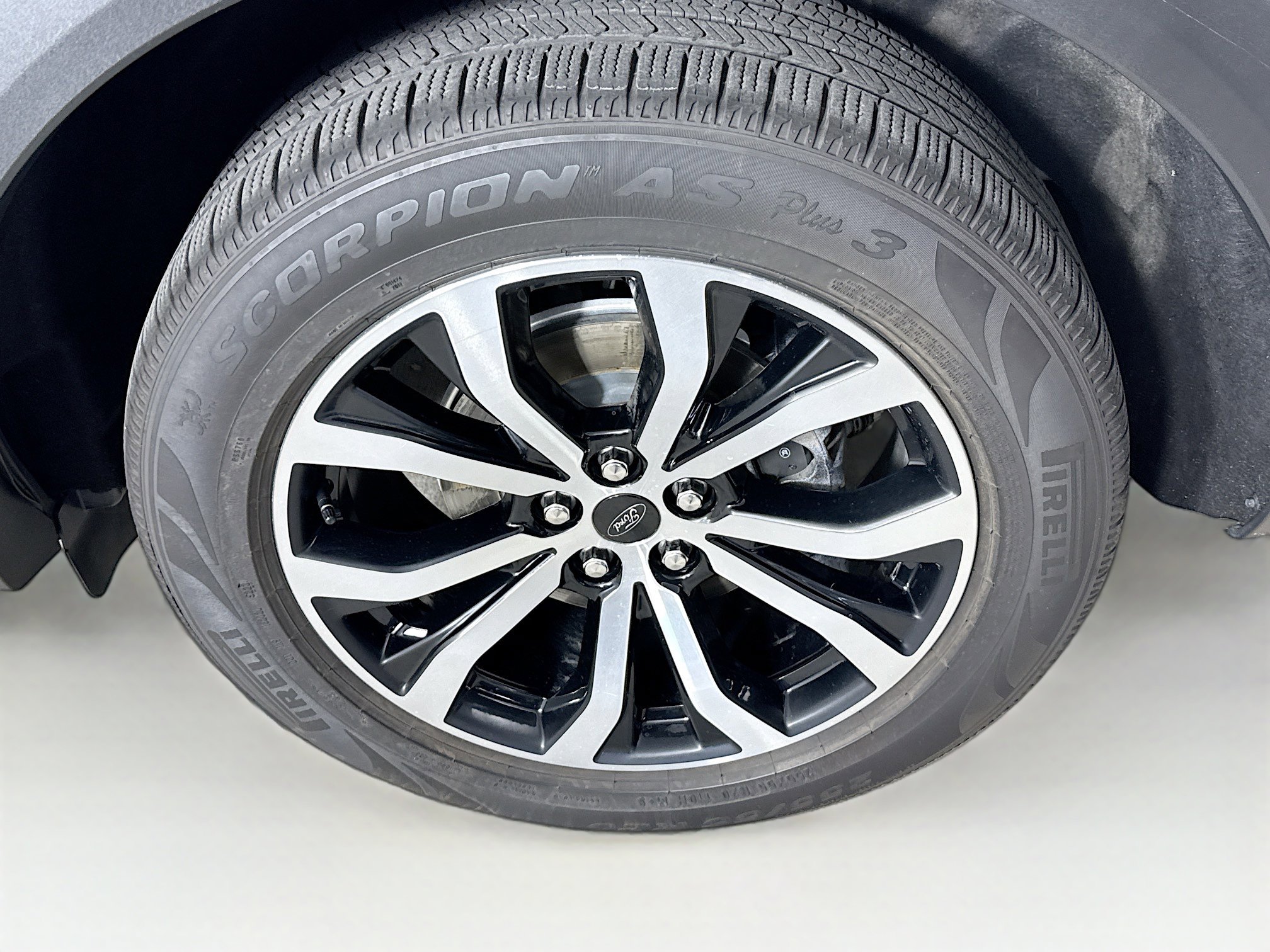 Used 2022 Ford Explorer ST image 38