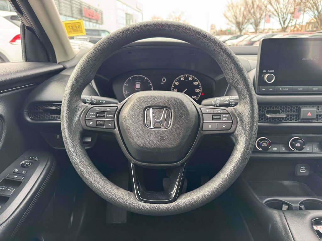 Used 2025 Honda HR-V LX image 21