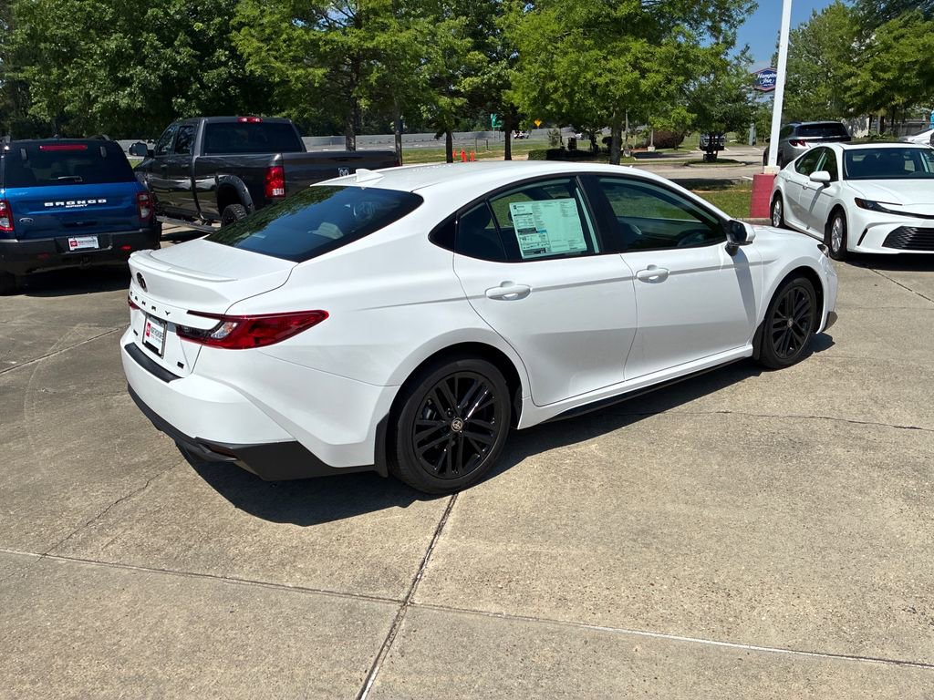 New 2026 Toyota Camry SE FWD image 7