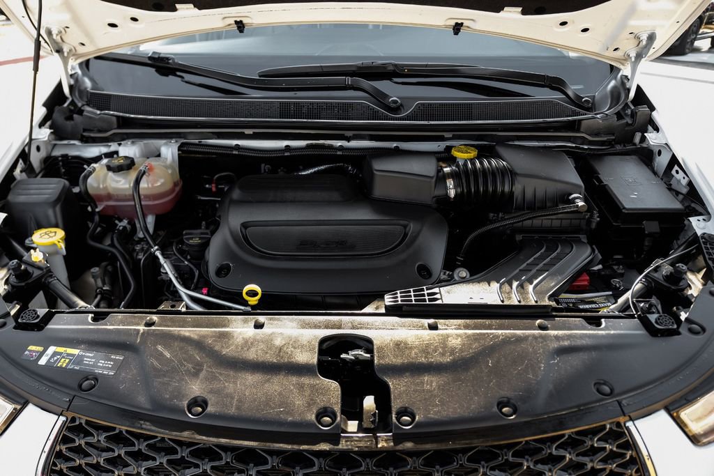 Used 2023 Chrysler Pacifica Limited image 50