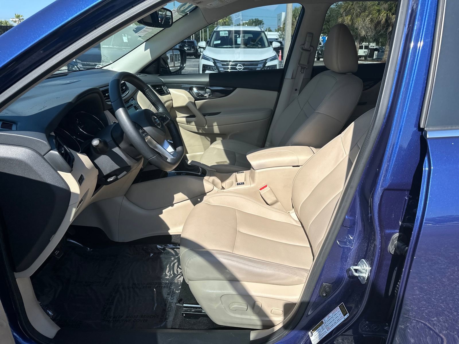 Used 2018 Nissan Rogue SL image 17