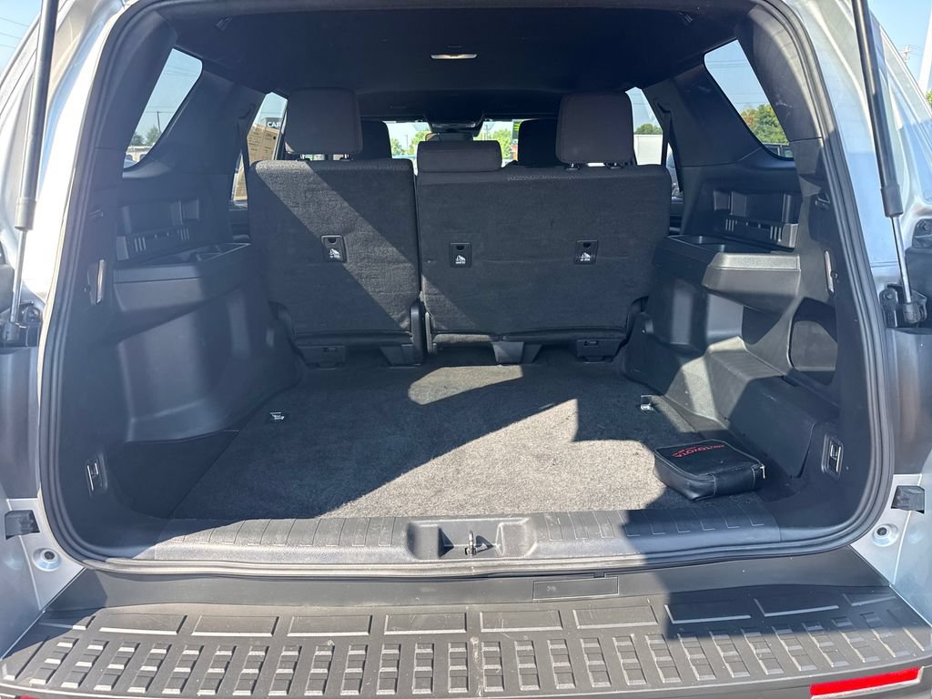 Used 2025 Toyota 4Runner SR5 AWD/4WD image 26