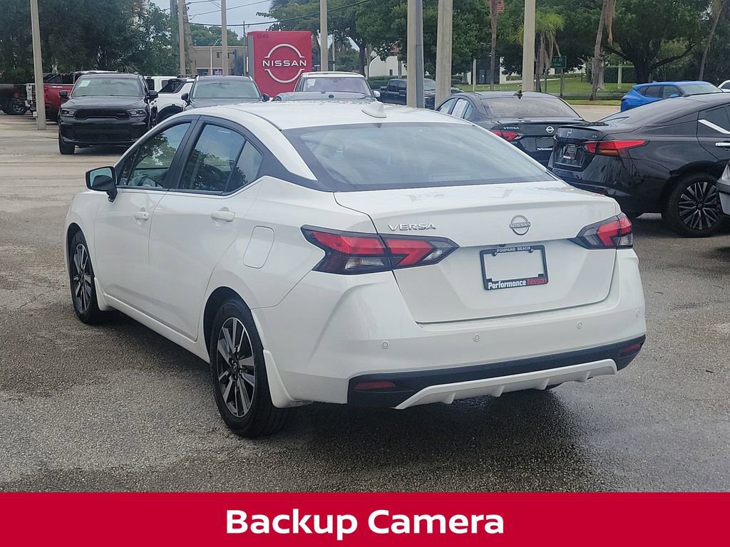 Certified 2025 Nissan Versa SV w/ Trunk Package FWD image 4