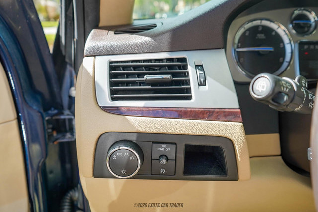 Used 2009 Cadillac Escalade AWD image 36