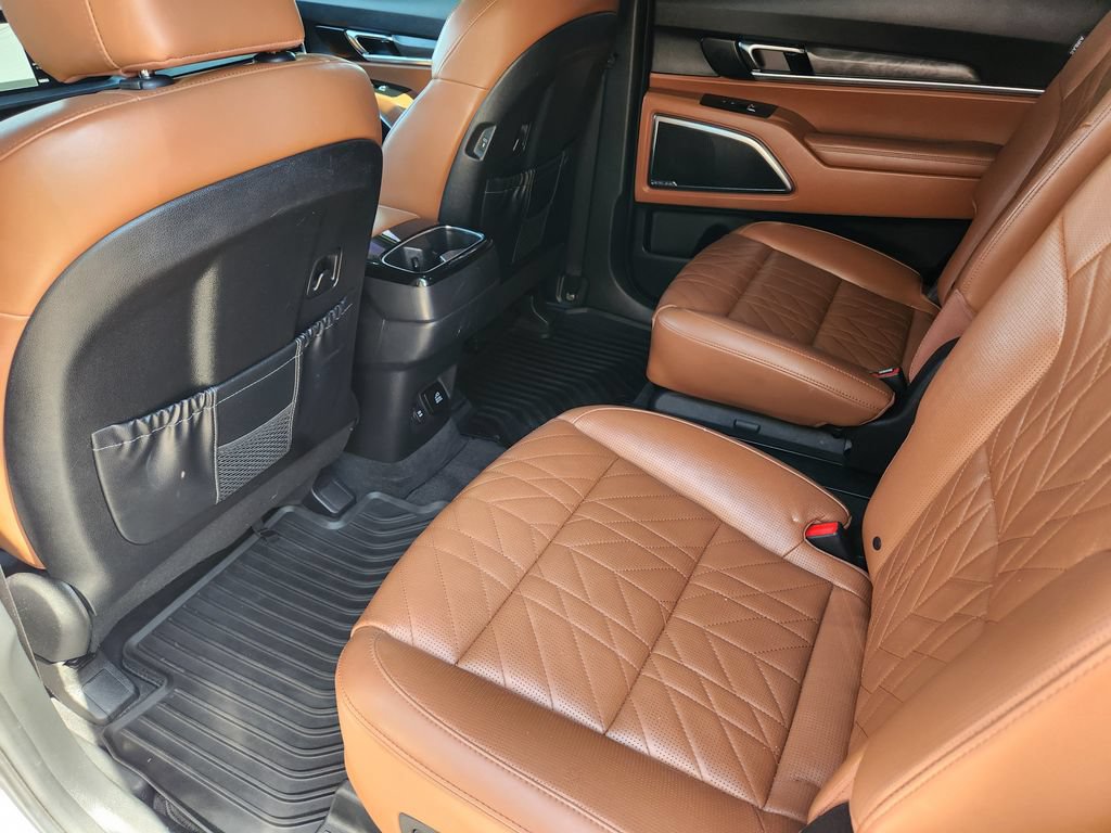 Certified 2024 Kia Telluride SX Prestige X-Line AWD/4WD image 30
