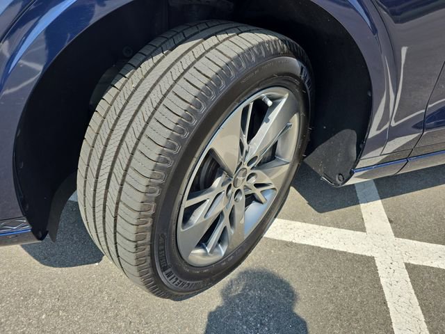 Used 2022 Genesis GV70 3.5T Sport w/ Sport Advanced Package image 28