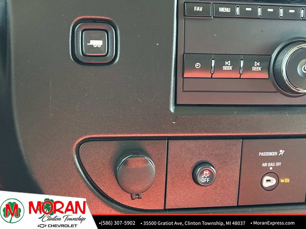 Used 2024 Chevrolet Express 2500 w/ Driver Convenience Package image 24