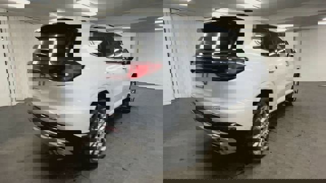 New 2026 GMC Acadia Denali w/ Super Cruise Package AWD/4WD image 8