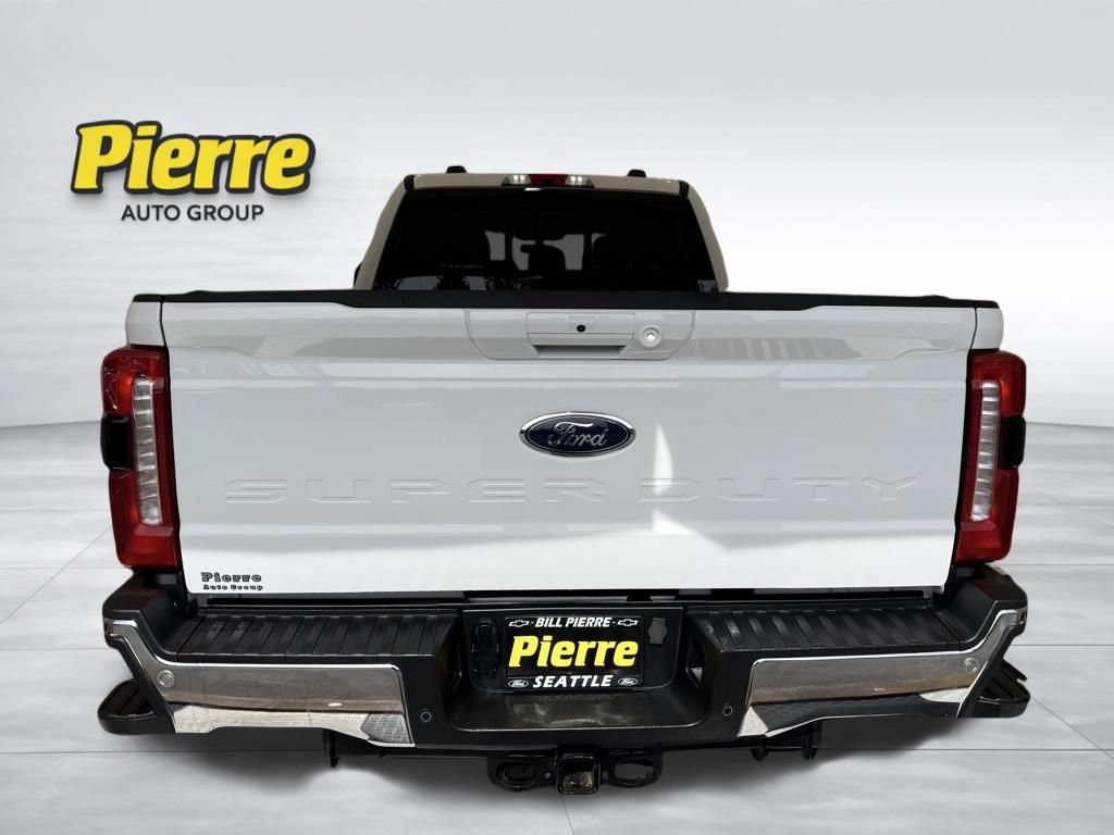Used 2023 Ford F250 Lariat w/ FX4 Off-Road Package AWD/4WD video 3
