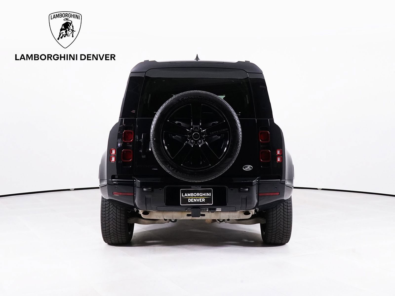 Used 2023 Land Rover Defender 110 X-Dynamic SE AWD/4WD image 6