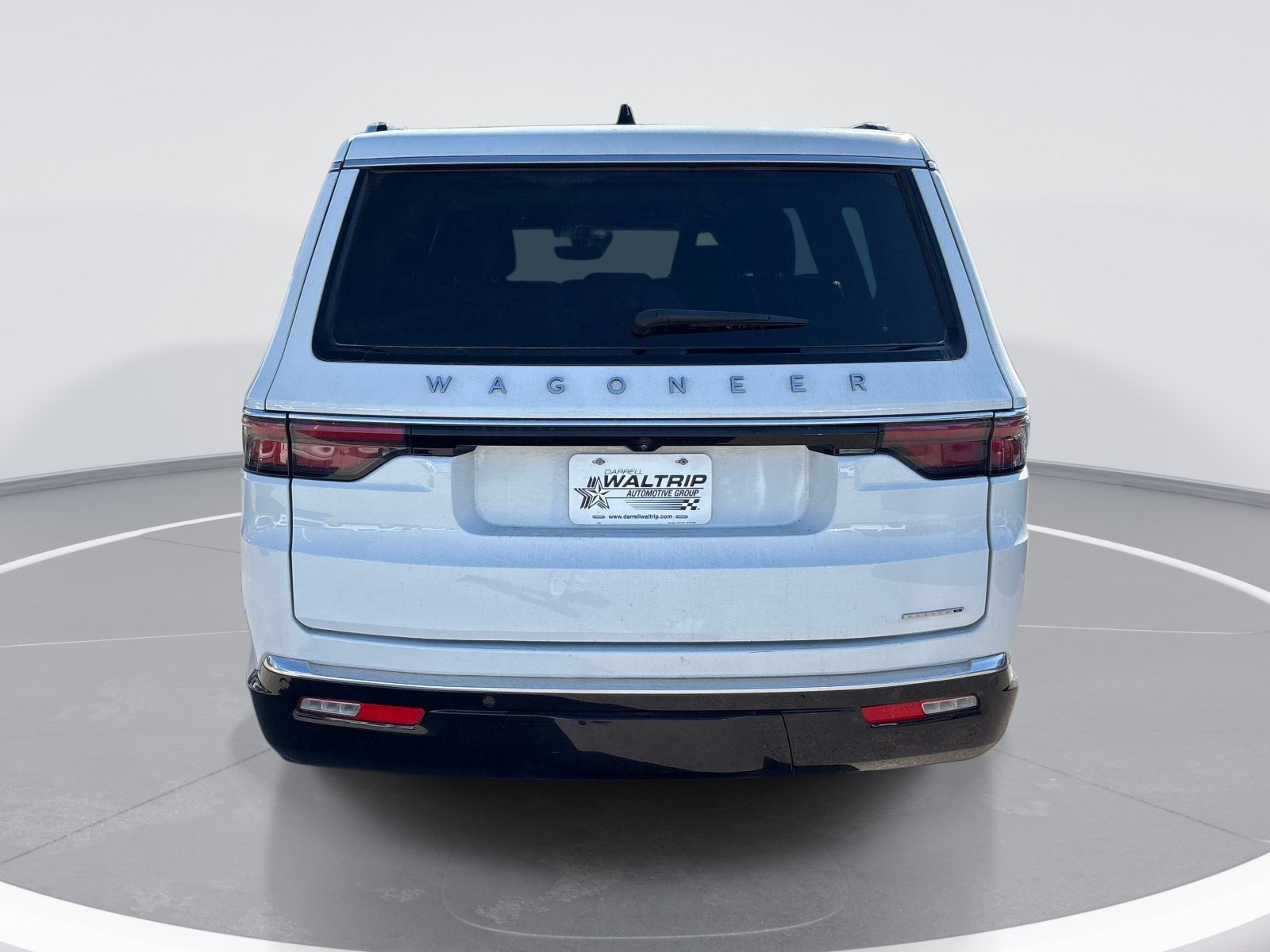 Used 2024 Jeep Wagoneer Series II w/ Rear Seat Video Group 1 AWD/4WD image 7
