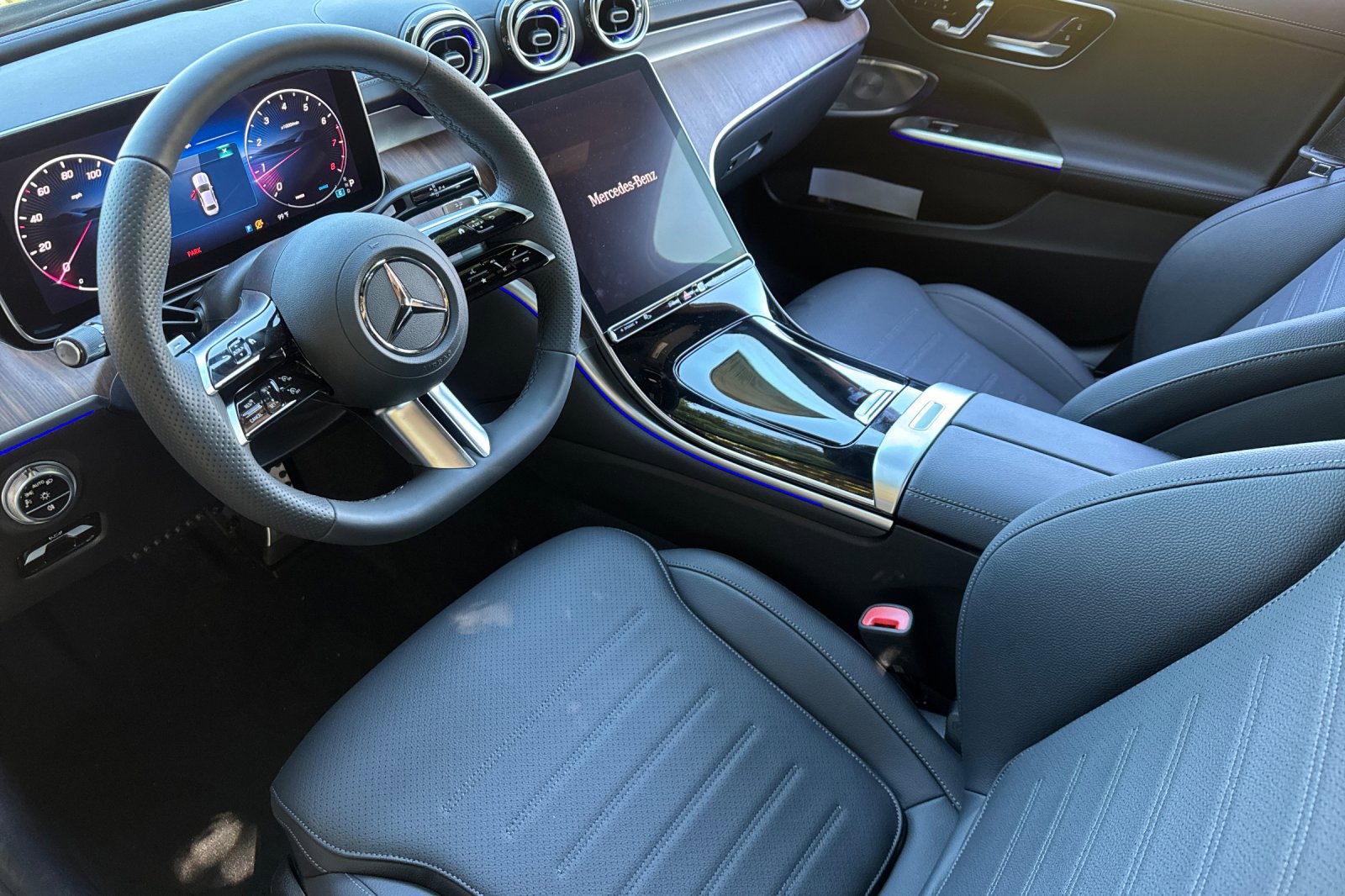 New 2025 Mercedes-Benz C 300 Sedan image 4