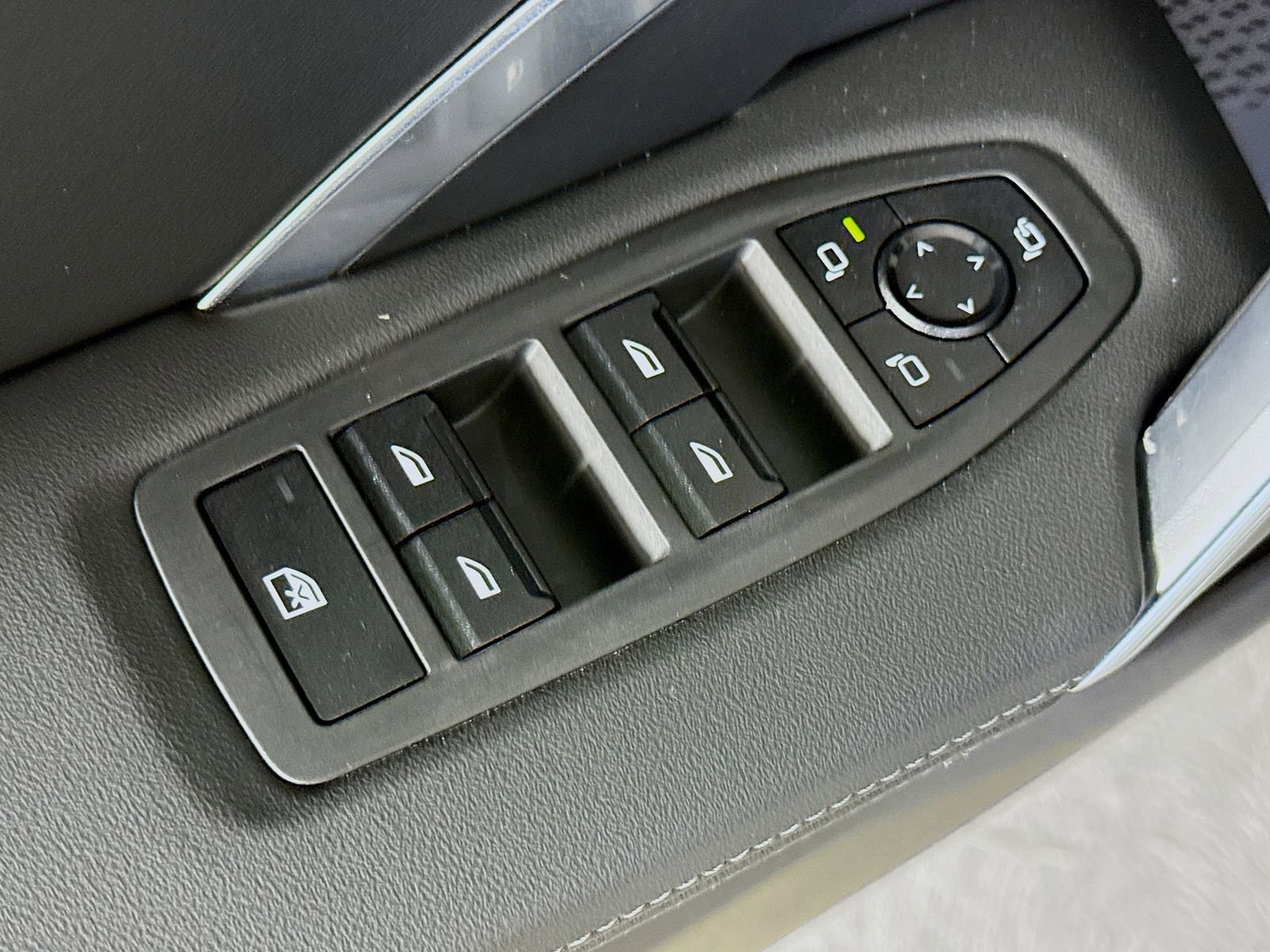 Used 2026 BMW X1 xDrive28i w/ Convenience Package image 18