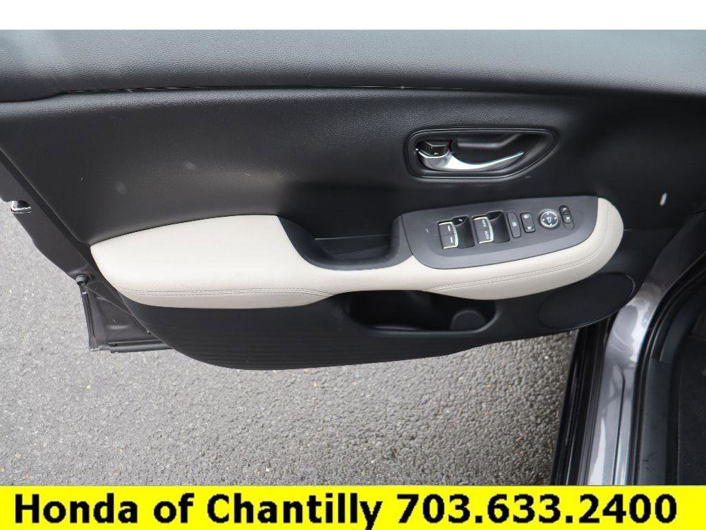 Certified 2026 Honda HR-V EX-L image 19