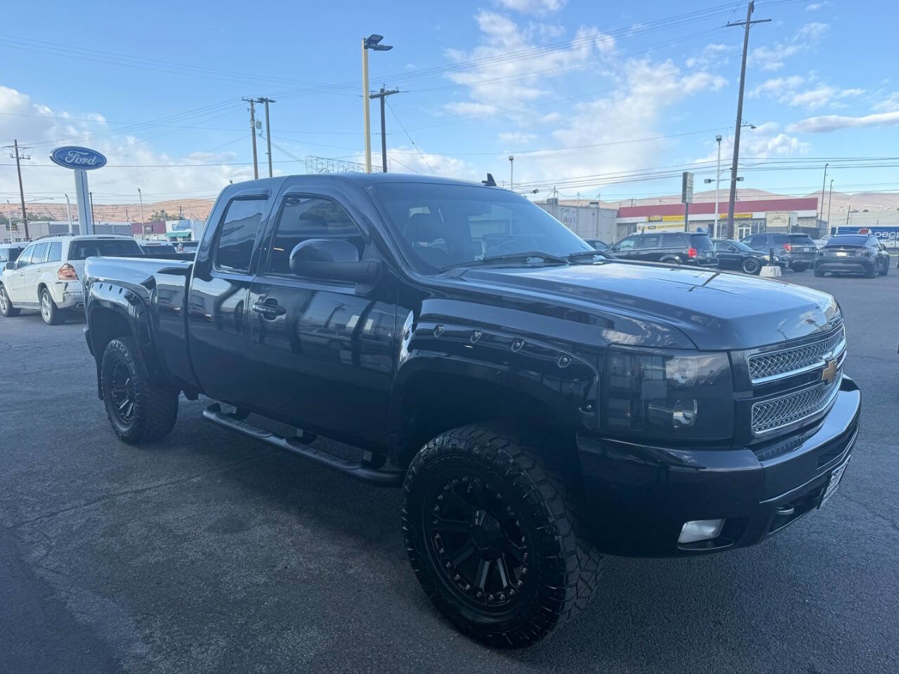 Used 2013 Chevrolet Silverado 1500 LTZ AWD/4WD image 3