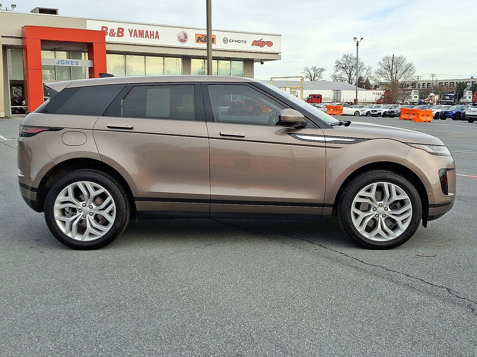 Used 2020 Land Rover Range Rover Evoque SE image 7