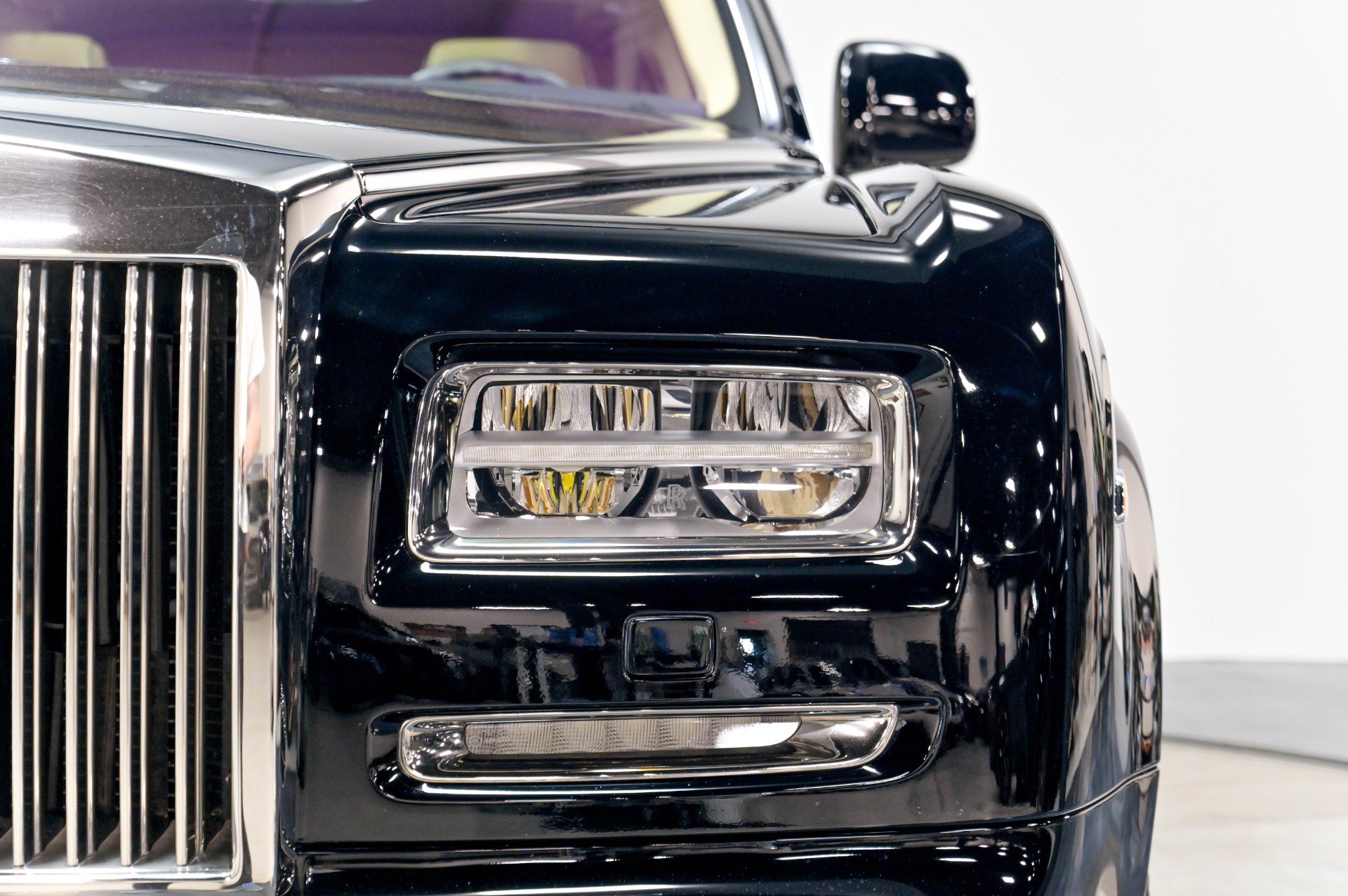 Used 2013 Rolls-Royce Phantom Sedan RWD image 69