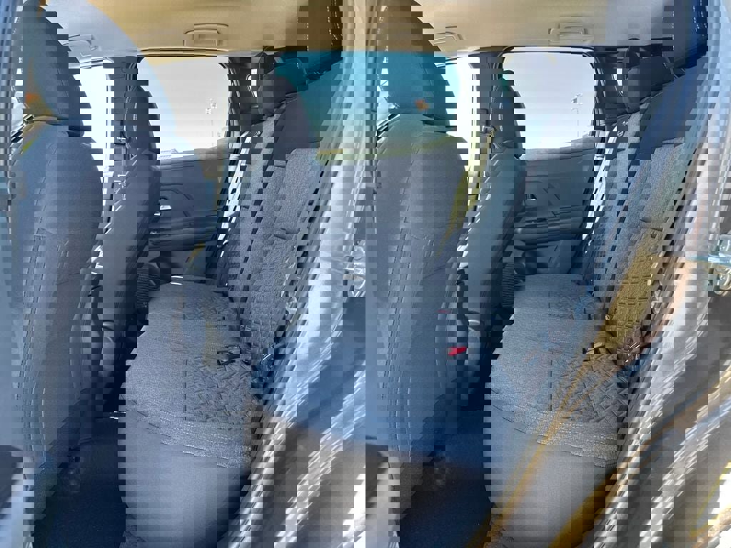 New 2026 Nissan Kicks SV image 13