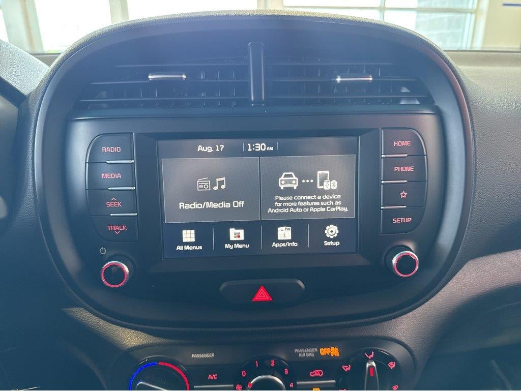 Used 2021 Kia Soul LX FWD image 25