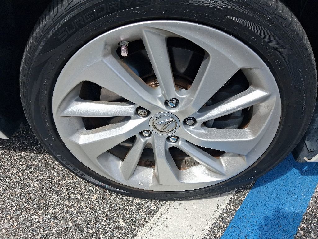 Used 2017 Acura ILX FWD image 13