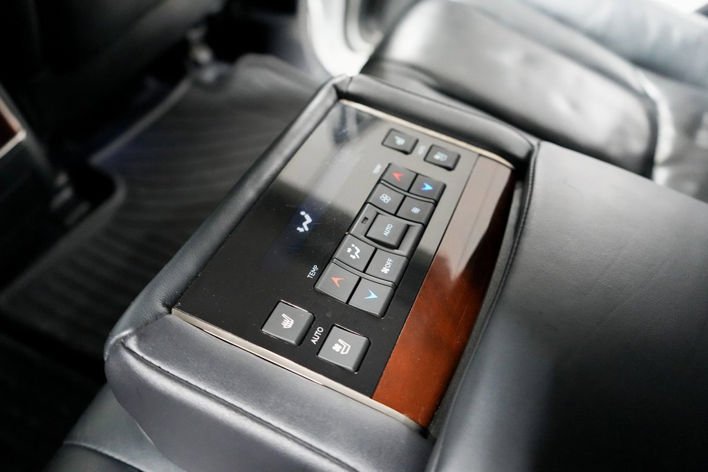 Used 2017 Lexus LX 570 4WD image 25