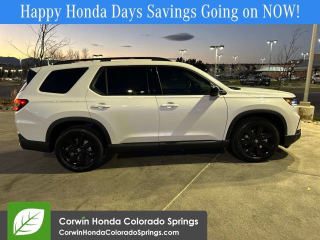 New 2025 Honda Pilot Black Edition image 11