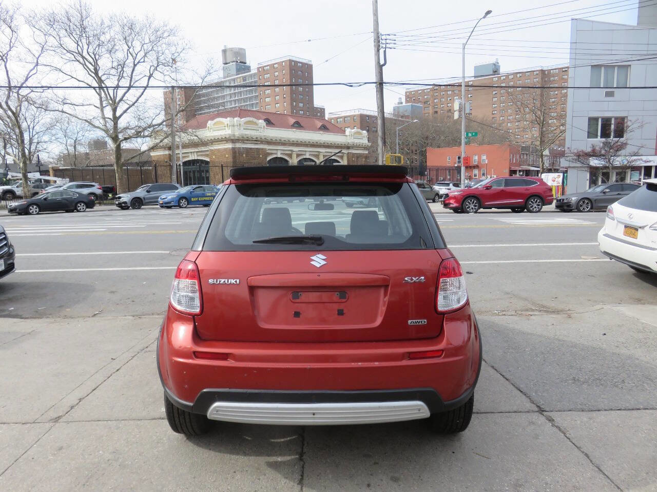 Used 2008 Suzuki SX4 AWD Hatchback w/ Touring Pkg image 8