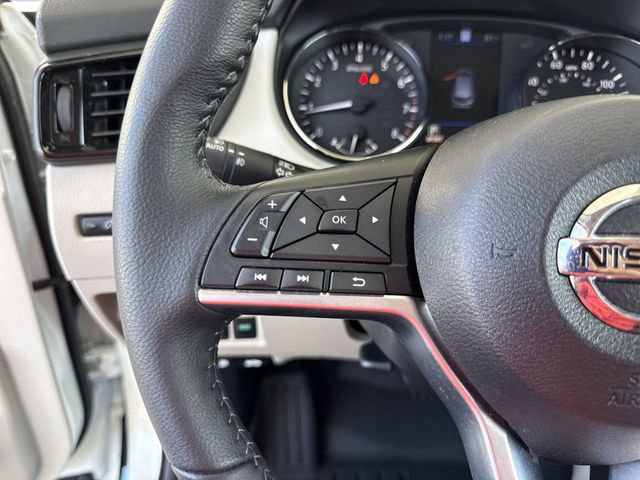 Used 2022 Nissan Rogue Sport SL w/ Premium Package image 21