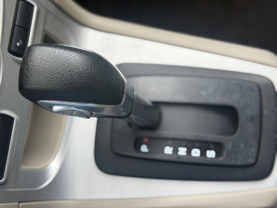 Used 2017 Ford Fiesta SE image 15