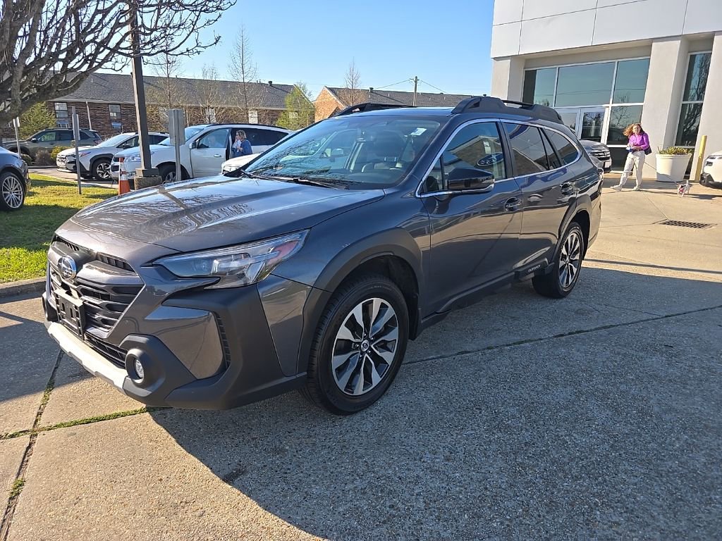 Used 2023 Subaru Outback Limited image 11