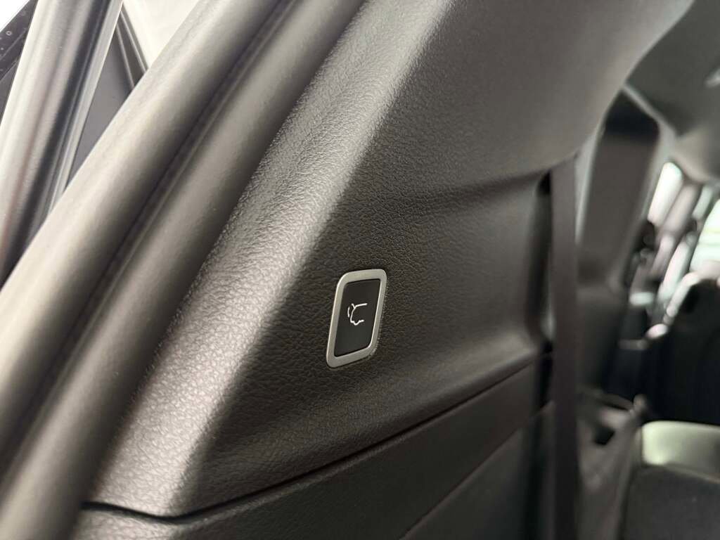 New 2026 Chrysler Pacifica Select image 22