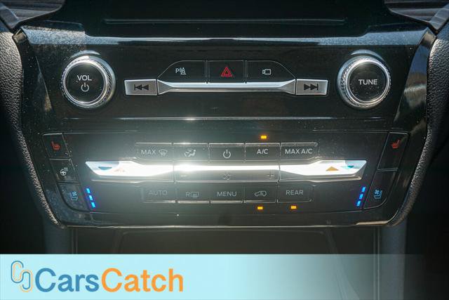 Used 2022 Ford Explorer Limited w/ Equipment Group 301A RWD image 27