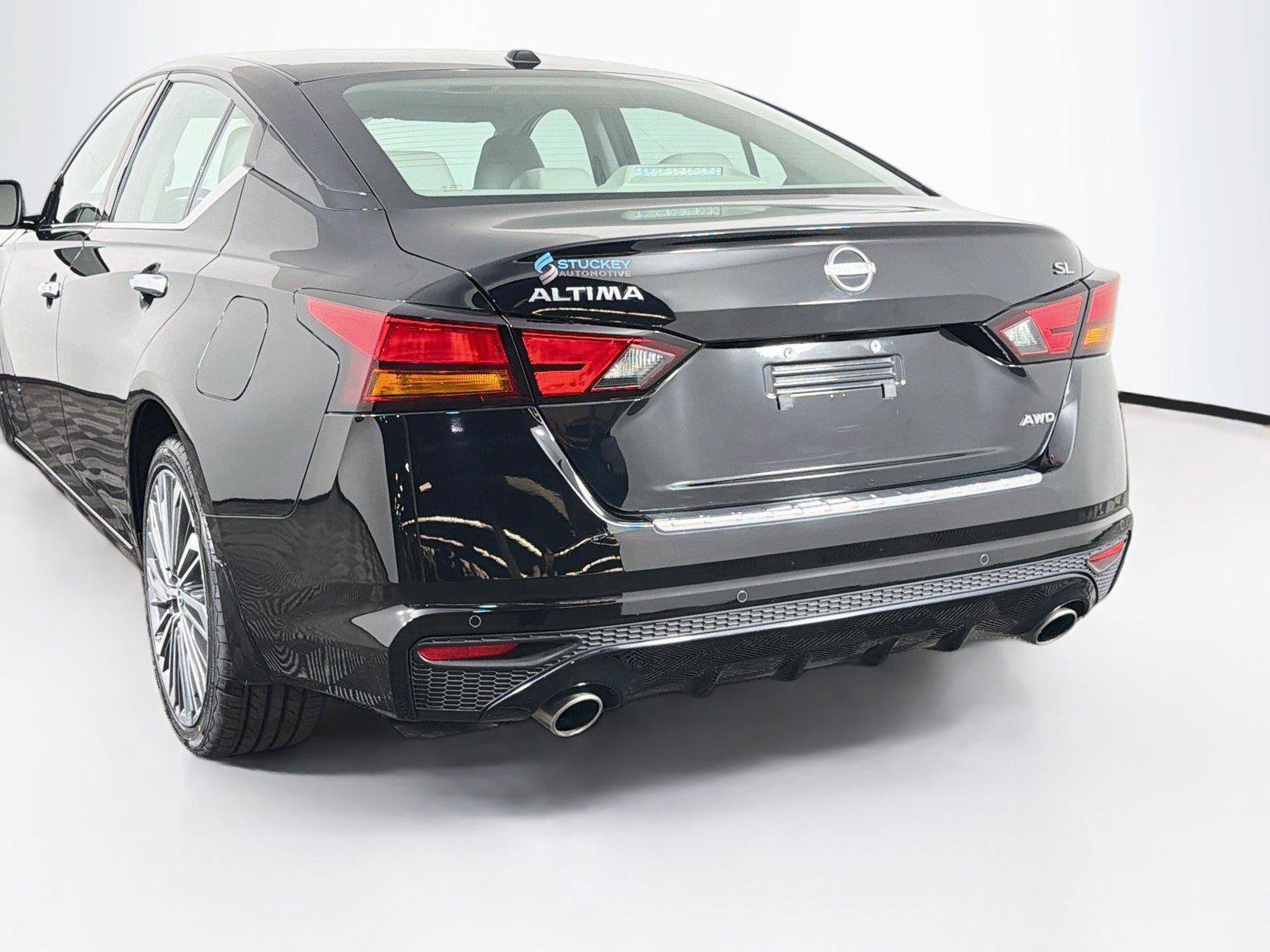 Used 2023 Nissan Altima 2.5 SL AWD/4WD image 38