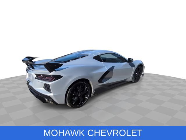 Used 2020 Chevrolet Corvette Stingray Coupe w/ 1LT RWD image 9