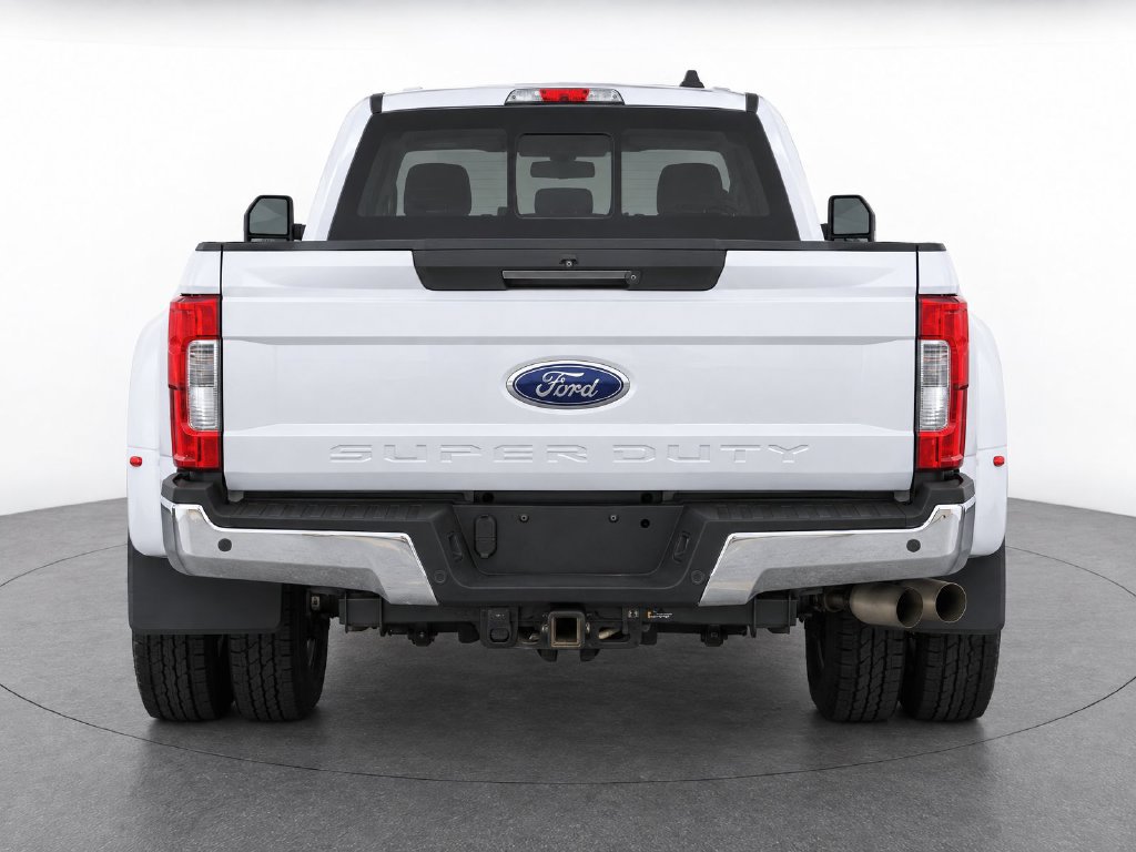 Used 2019 Ford F350 Lariat w/ Lariat Ultimate Package AWD/4WD image 9