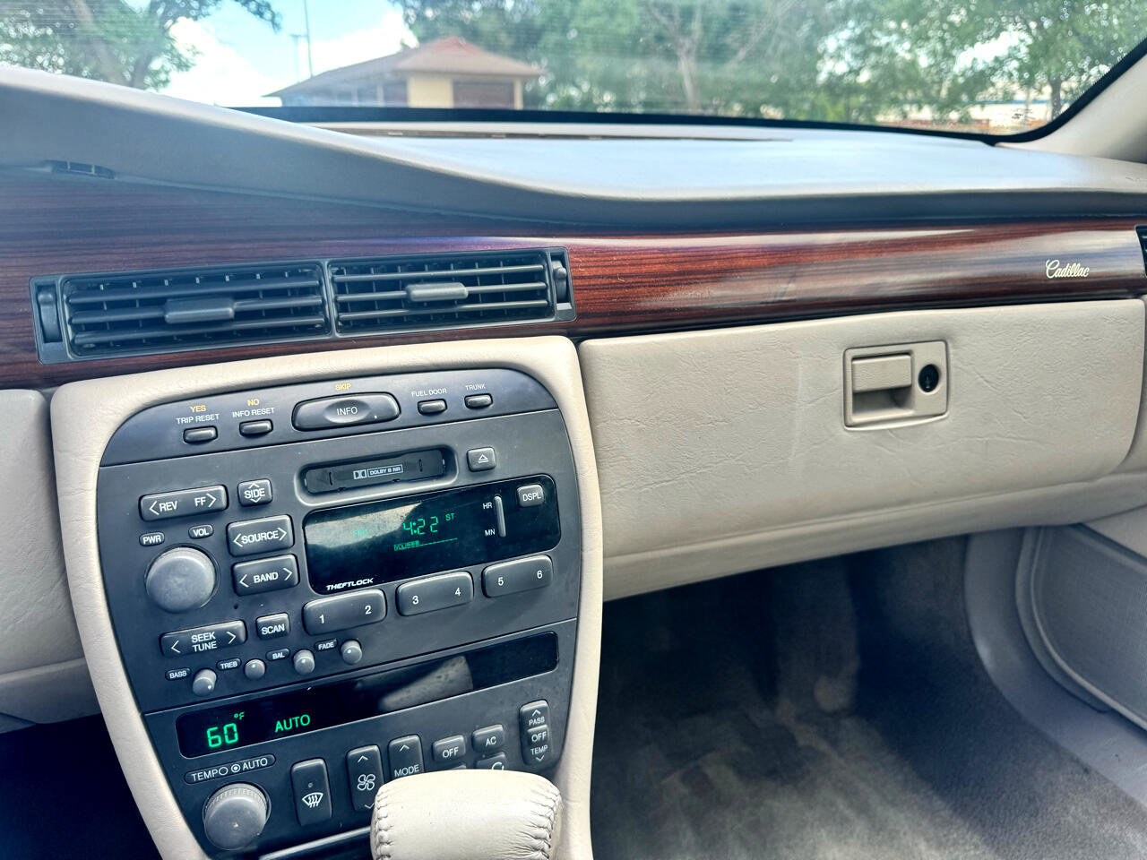 Used 2001 Cadillac Eldorado ESC w/ Comfort/Convenience Pkg image 15