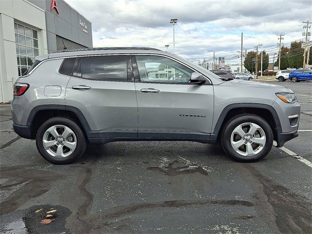 Used 2021 Jeep Compass Latitude w/ Driver Assistance Group image 10