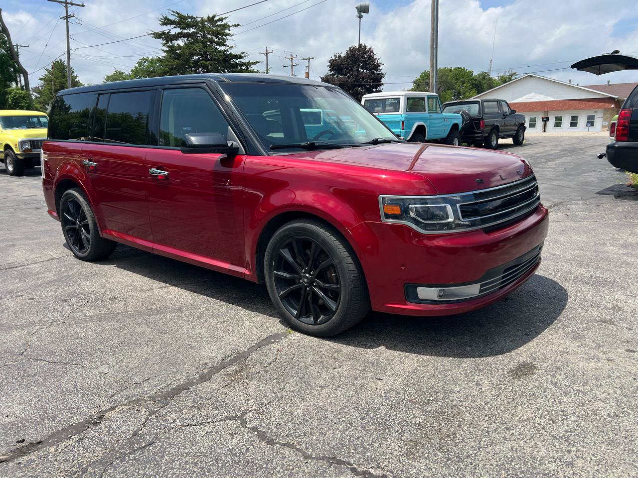 Used 2017 Ford Flex Limited w/ Equipment Group 303A AWD/4WD image 4
