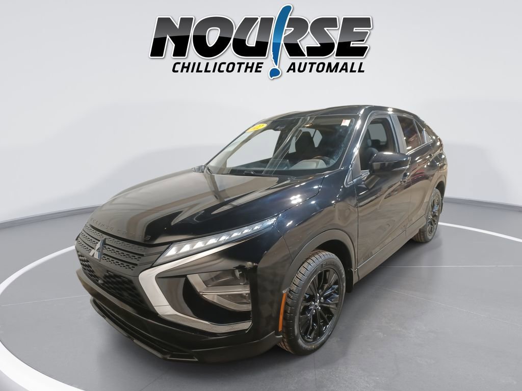 Used 2022 Mitsubishi Eclipse Cross LE image 1