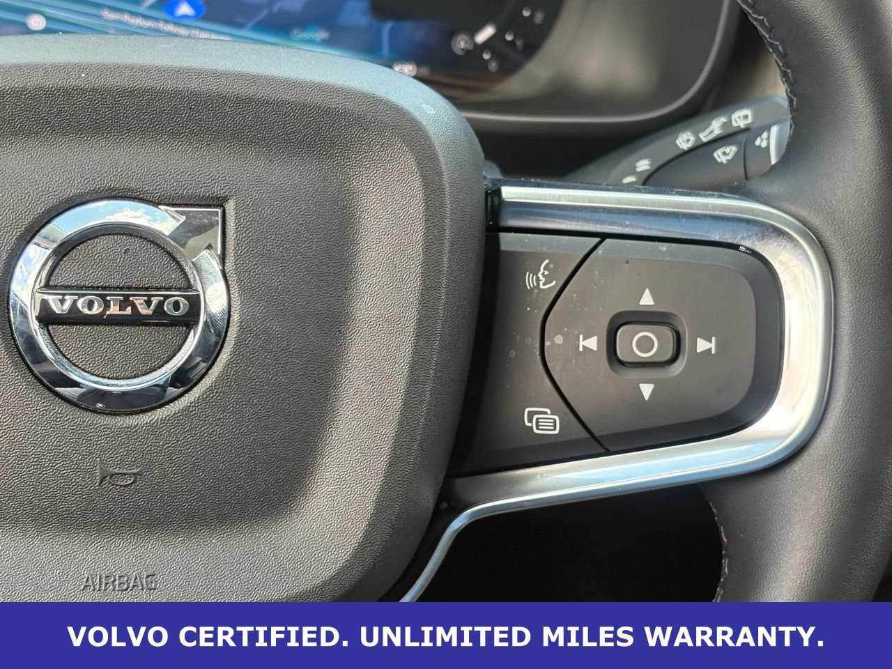Certified 2025 Volvo XC40 B5 Core image 20
