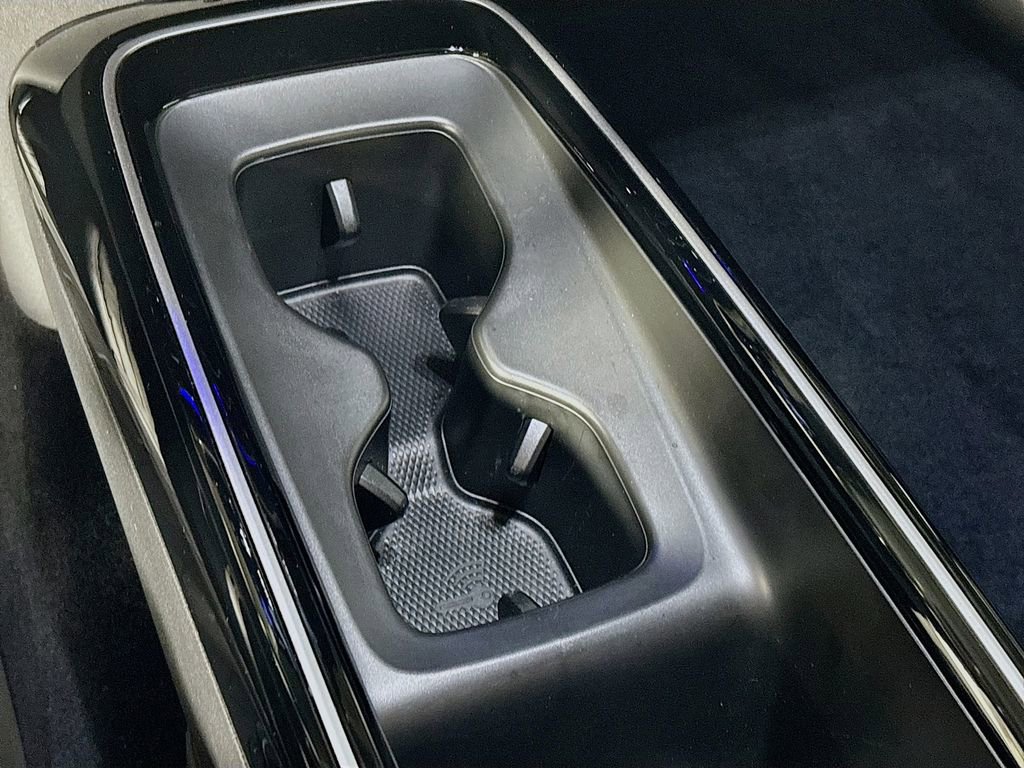 Certified 2024 Volkswagen ID.4 2WD image 16